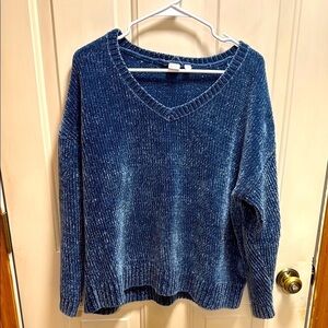 GAP Women's Blue Chenille V-Neck Sweater size L